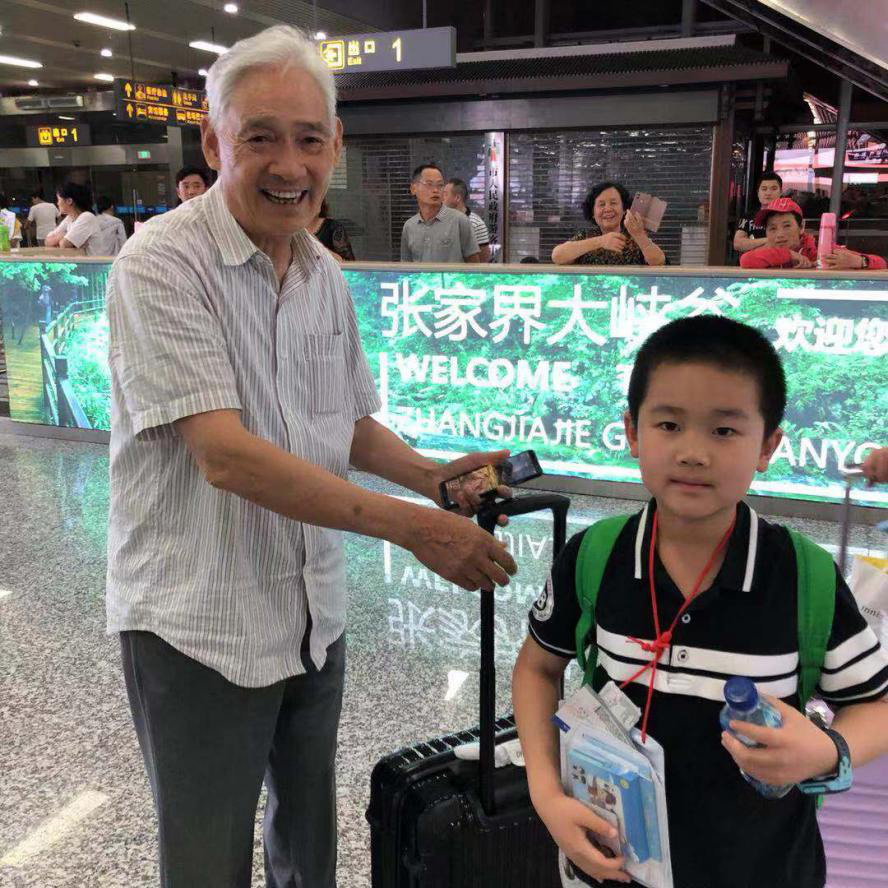 最忙暑運(yùn) 張家界機(jī)場多措并舉保安全 保運(yùn)行 保暢通 (服務(wù)篇) 最忙暑運(yùn) 張家界機(jī)場多措并舉保安全 保運(yùn)行 保暢通 (服務(wù)篇)