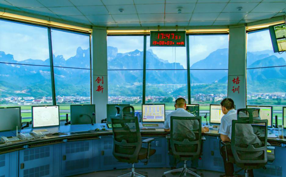 走上高高塔臺(tái) 風(fēng)景這邊獨(dú)好 走上高高塔臺(tái) 風(fēng)景這邊獨(dú)好