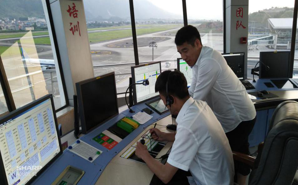 走上高高塔臺(tái) 風(fēng)景這邊獨(dú)好 走上高高塔臺(tái) 風(fēng)景這邊獨(dú)好